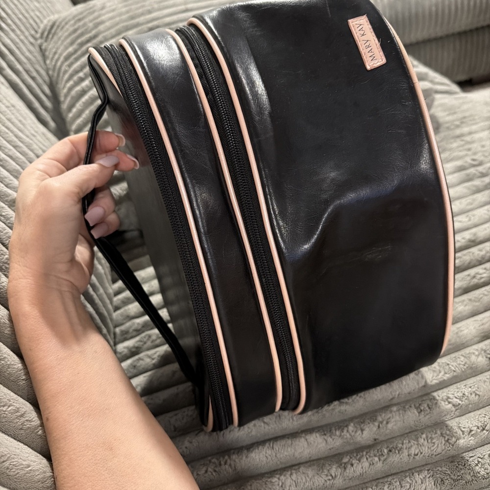 Mary Kay Cosmetic Train Case Double Compartment Black Faux Leather Pink Trim - Picture 3 of 16